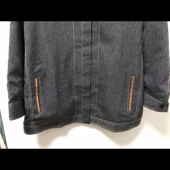 Stylish Montique Denim Look Gold Zipper Lightweight Jacket! - Picture 14 of 16